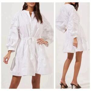 ASTR The Label White Button Shirtdress Tiered Tie Waist Long Sleeve Size XS